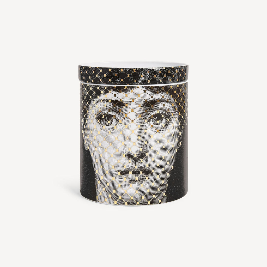 Fornasetti NEL MENTRE Large scented candle - Tema e Variazioni - Frutto proibito