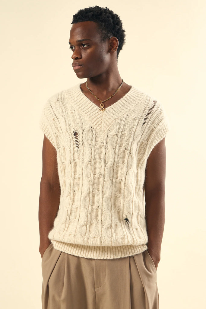 Caleb Paris Sleeveless Cable Knit Sweater